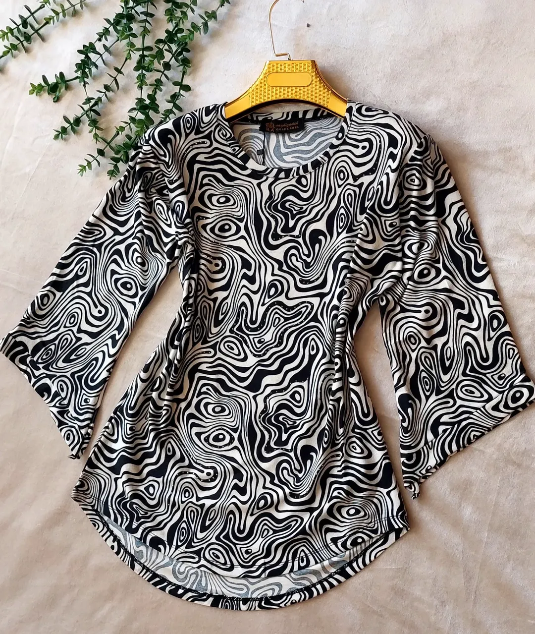 بلوز آستین سه ربع